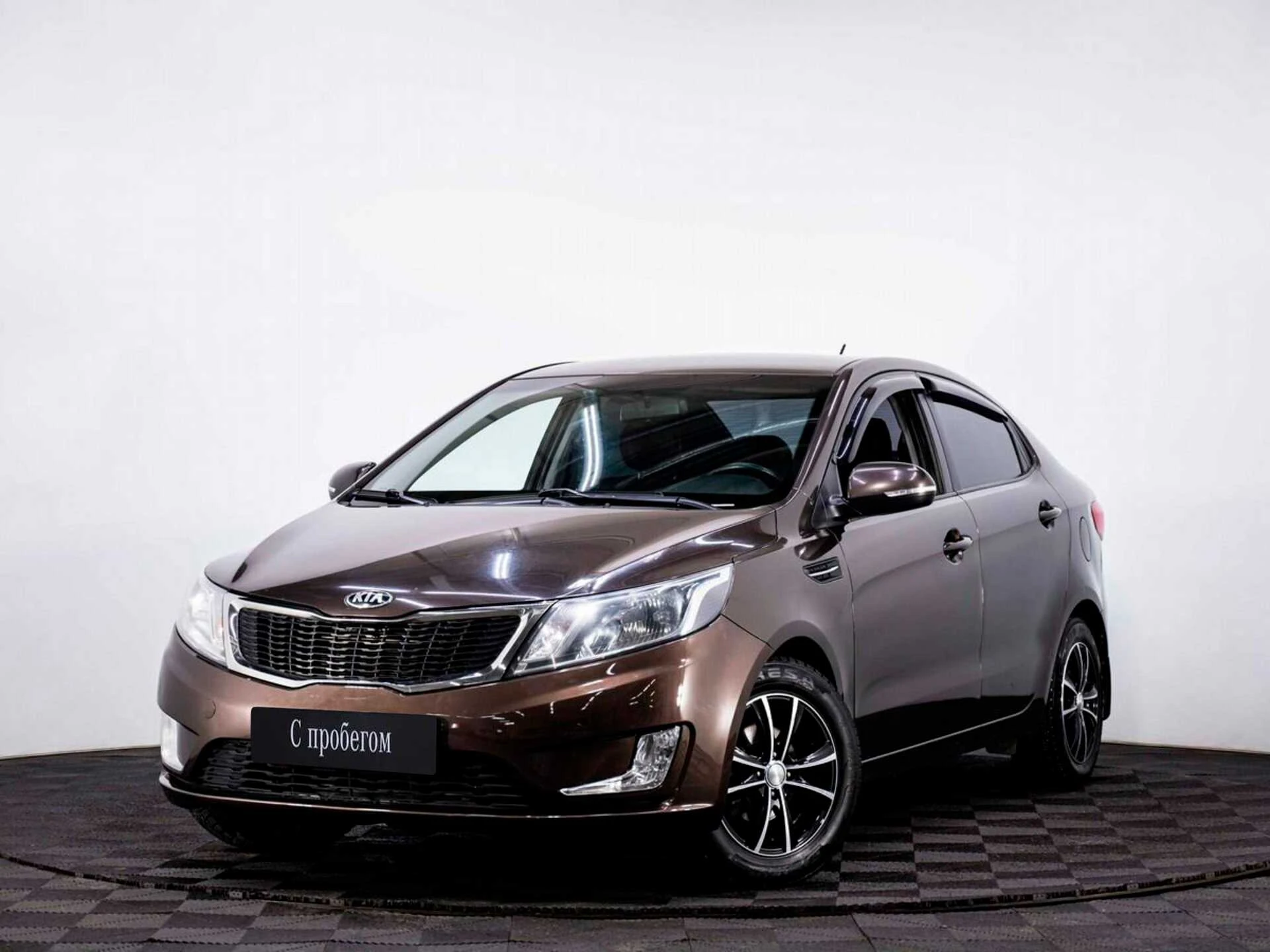 KIA RIO, Коричневый, 2014, Механическая, 123 л.с., цена от 664 000 руб.