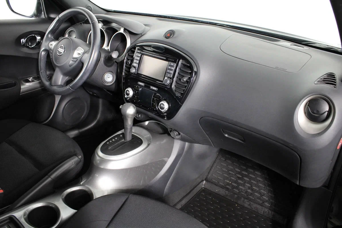 Nissan Juke, Черный, 2014, Вариатор, 117 л.с., цена от 888 000 руб.