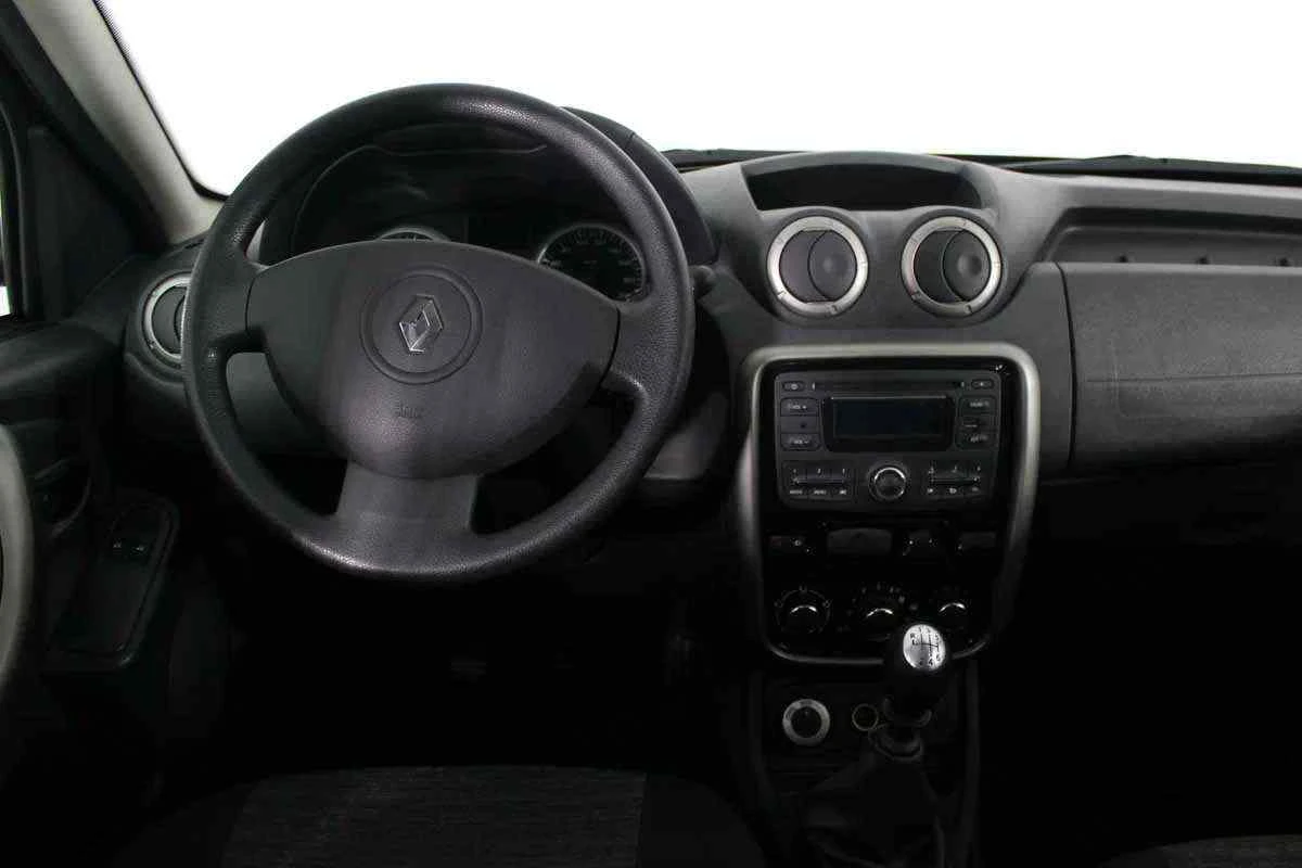 Renault Duster, Коричневый, 2014, Механическая, 102 л.с., цена от 874 000 руб.