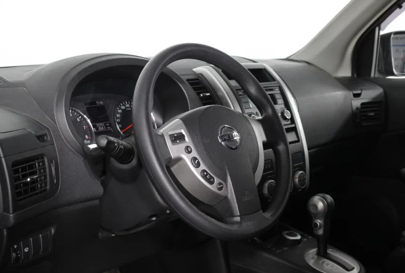 Nissan X-Trail, Черный, 2013, Вариатор, 141 л.с., цена от 1 024 500 руб.