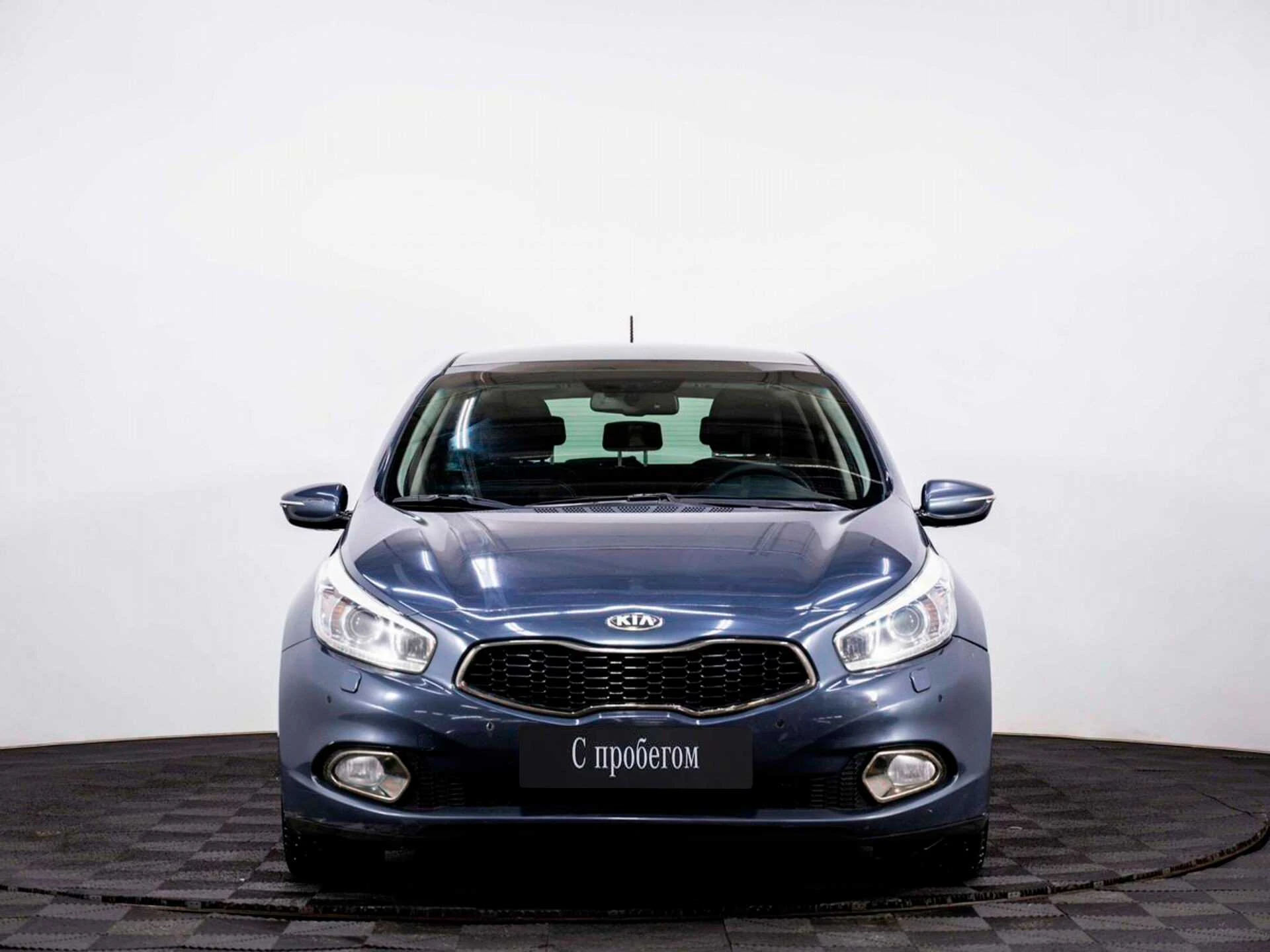 KIA CEED, Голубой, 2012, Автоматическая, 129 л.с., цена от 800 000 руб.