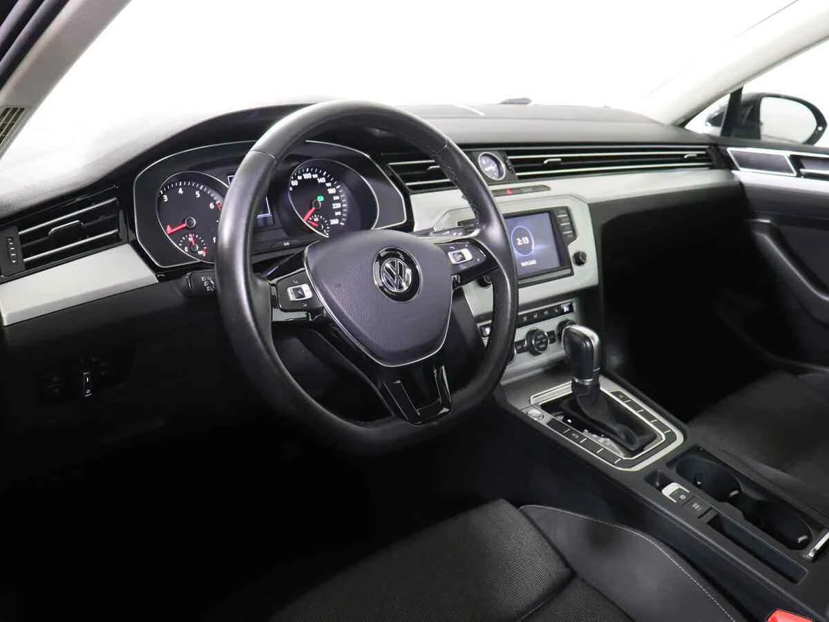 Volkswagen Passat, Черный, 2017, Робот, 150 л.с., цена от 1 260 000 руб.