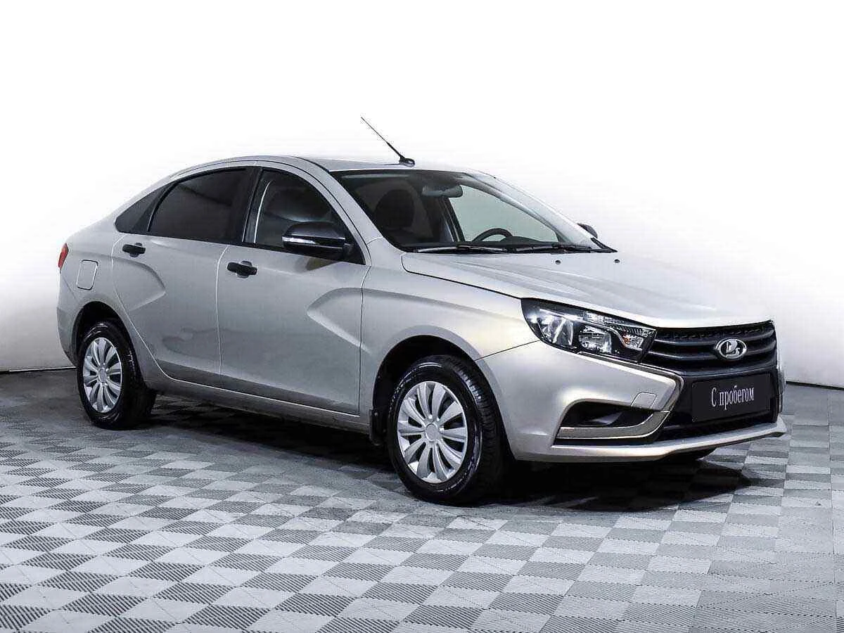 LADA Vesta, Серебряный, 2021, Механическая, 106 л.с., цена от 525 000 руб.