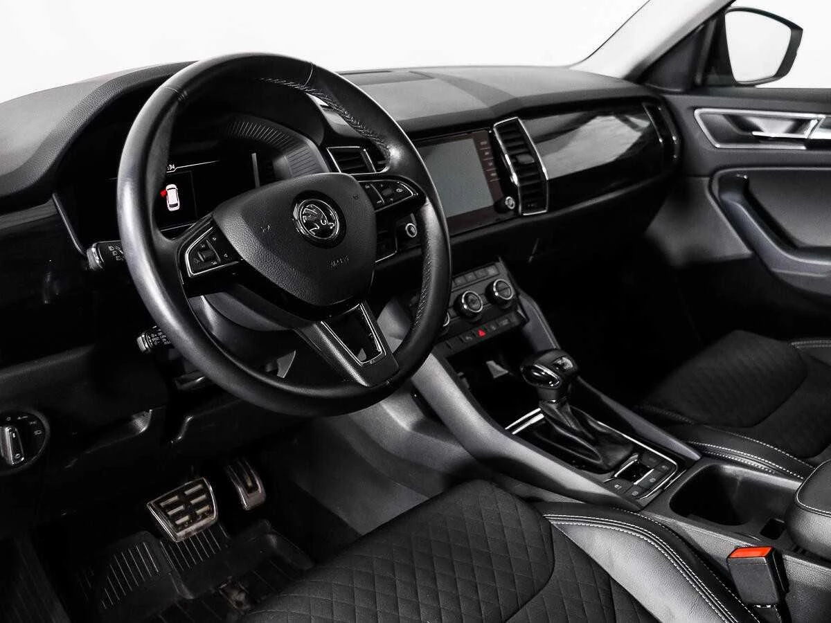 SKODA KODIAQ, Коричневый, 2019, Робот, 180 л.с., цена от 1 824 000 руб.