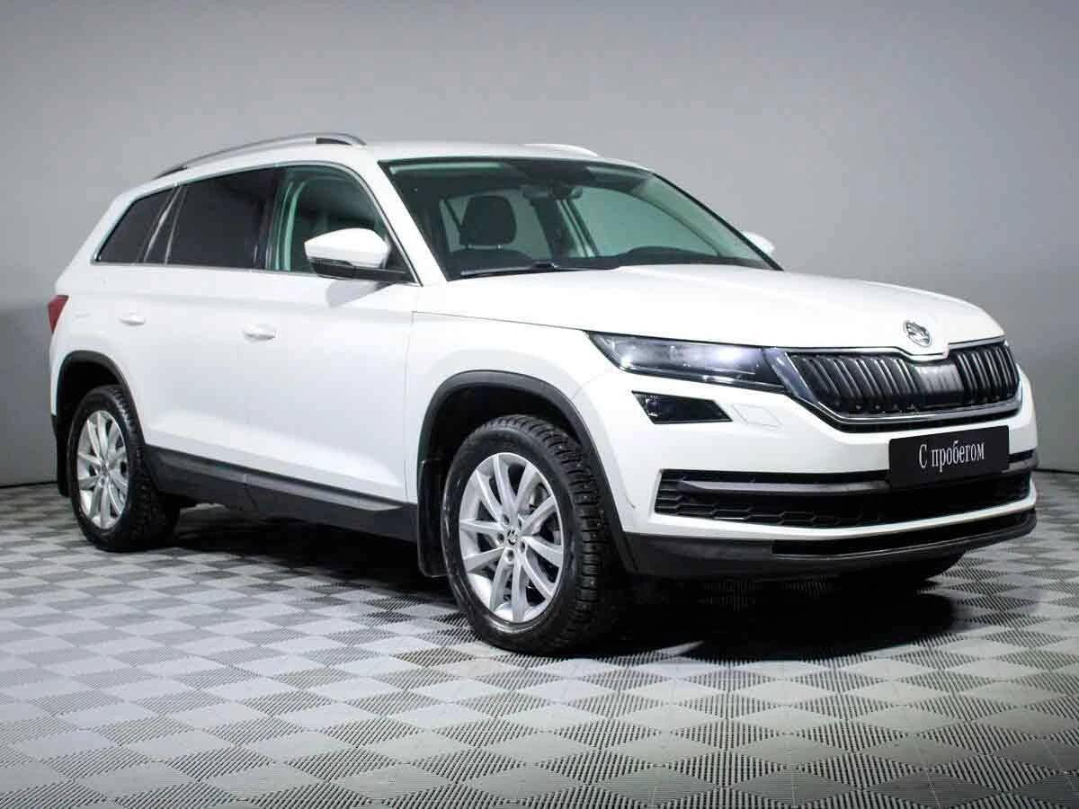 SKODA KODIAQ, Белый, 2019, Робот, 150 л.с., цена от 1 695 200 руб.