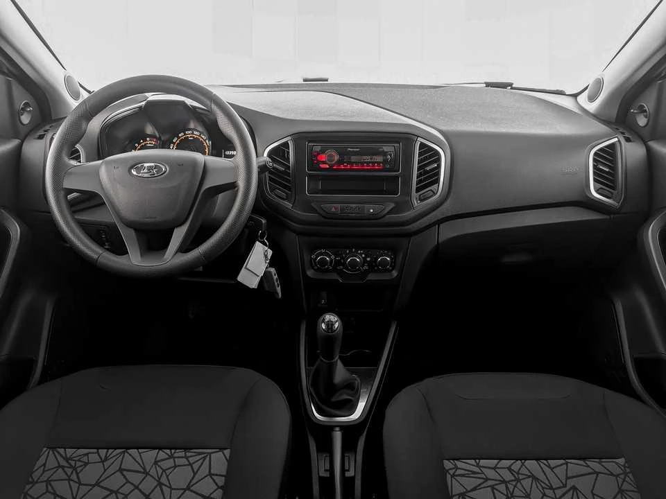 LADA XRAY, Серебряный, 2019, Механическая, 106 л.с., цена от 656 000 руб.