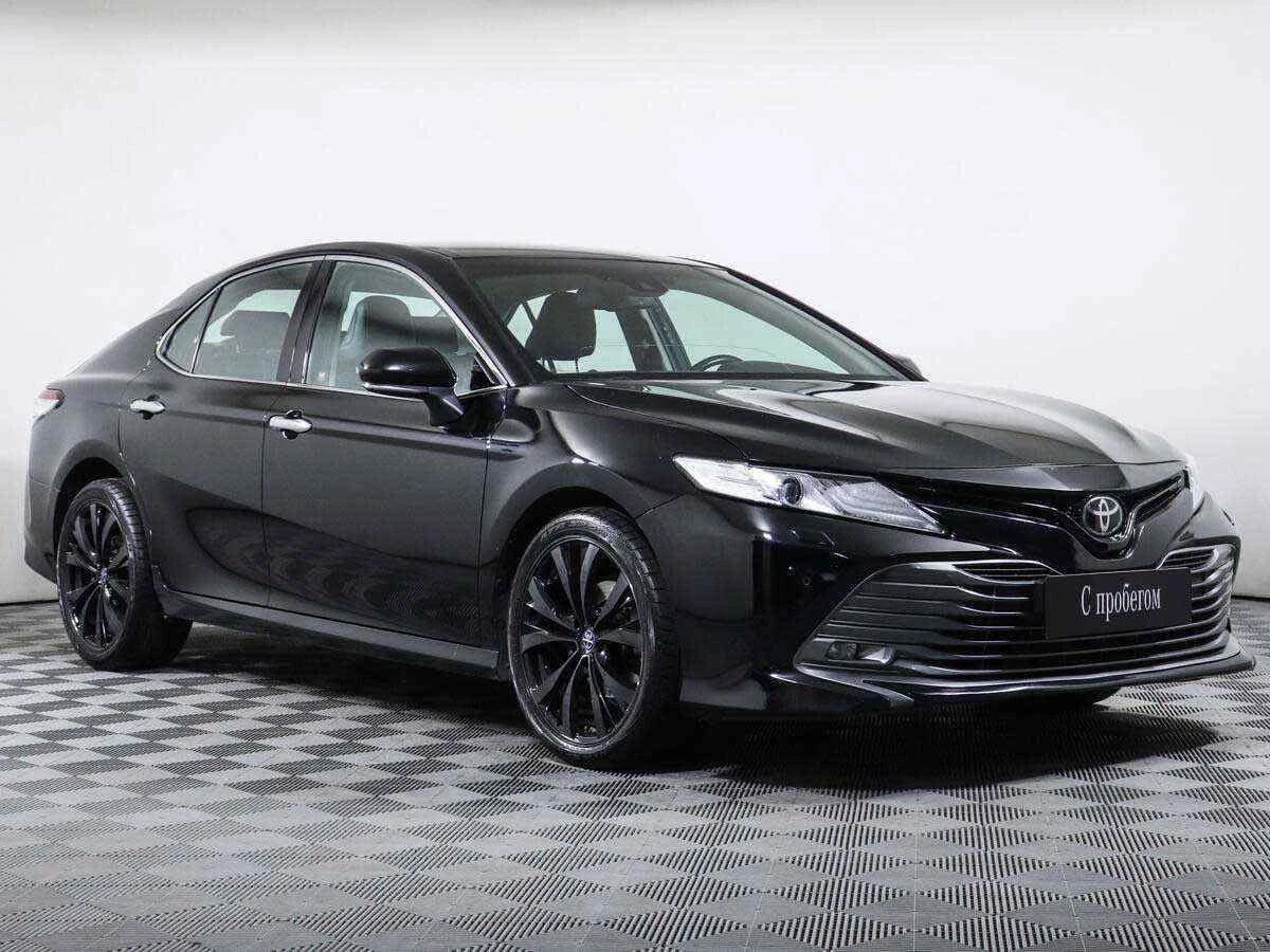 Toyota Camry, Черный, 2018, Автоматическая, 181 л.с., цена от 2 090 000 руб.