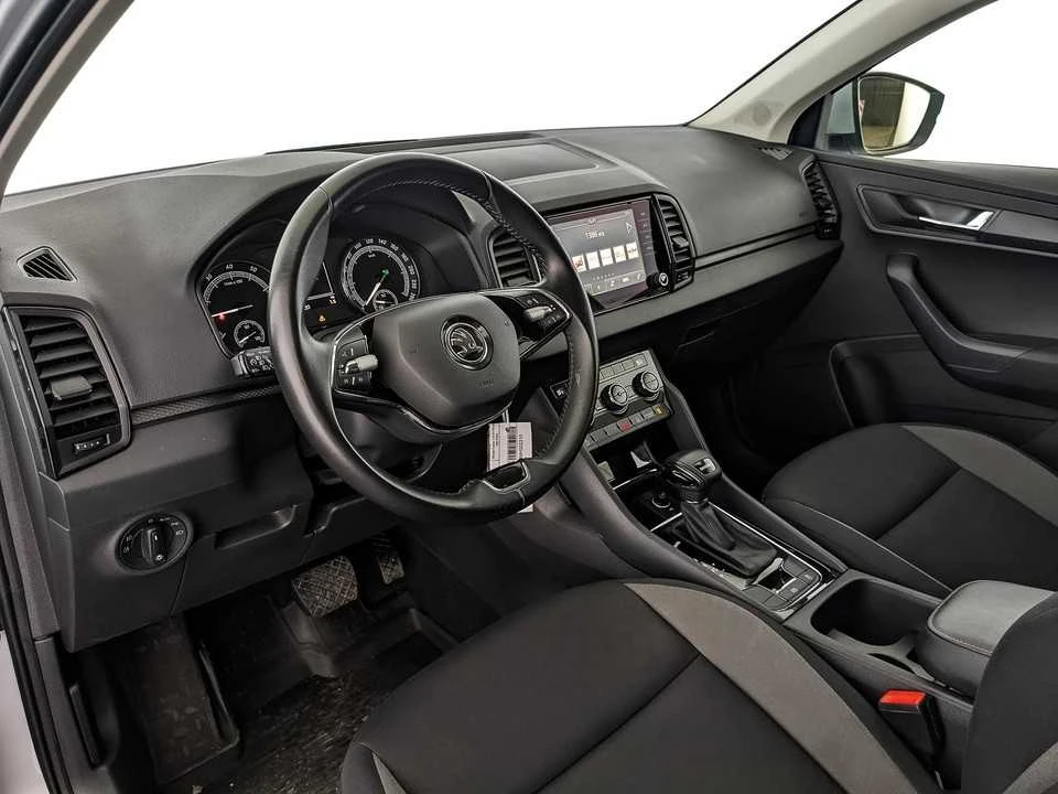 SKODA KAROQ, Серебряный, 2020, Автоматическая, 150 л.с., цена от 1 573 760 руб.