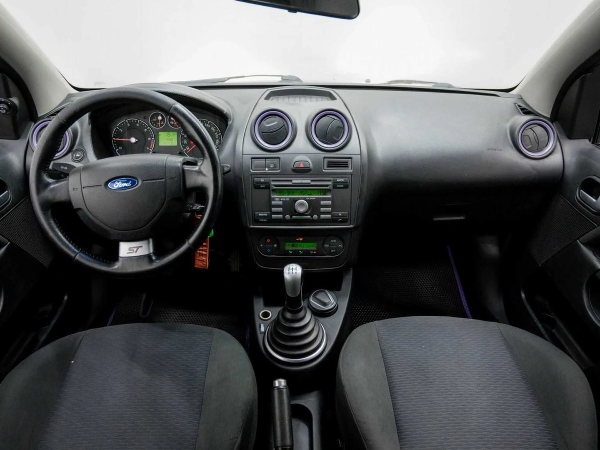 FORD FIESTA, Фиолетовый, 2007, Механическая, 101 л.с., цена от 241 600 руб.