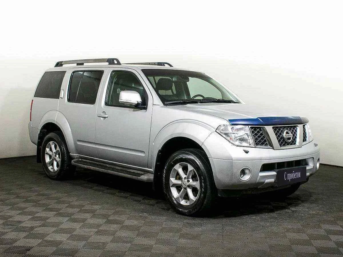 Nissan Pathfinder, Серебряный, 2009, Механическая, 174 л.с., цена от 870 000 руб.