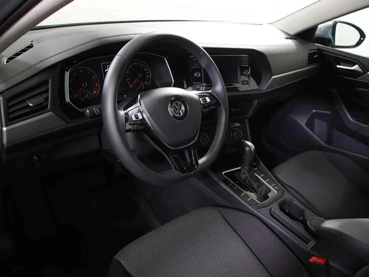 Volkswagen Jetta, Серебряный, 2020, Автоматическая, 110 л.с., цена от 1 455 000 руб.