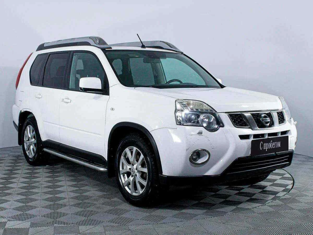 Nissan X-Trail, Белый, 2014, Вариатор, 169 л.с., цена от 700 000 руб.