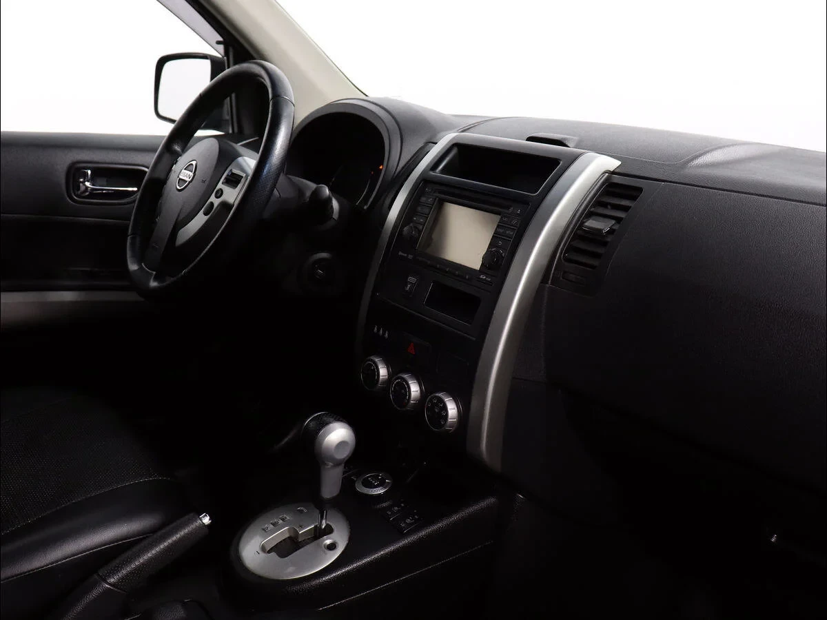 Nissan X-Trail, Черный, 2013, Вариатор, 169 л.с., цена от 830 000 руб.
