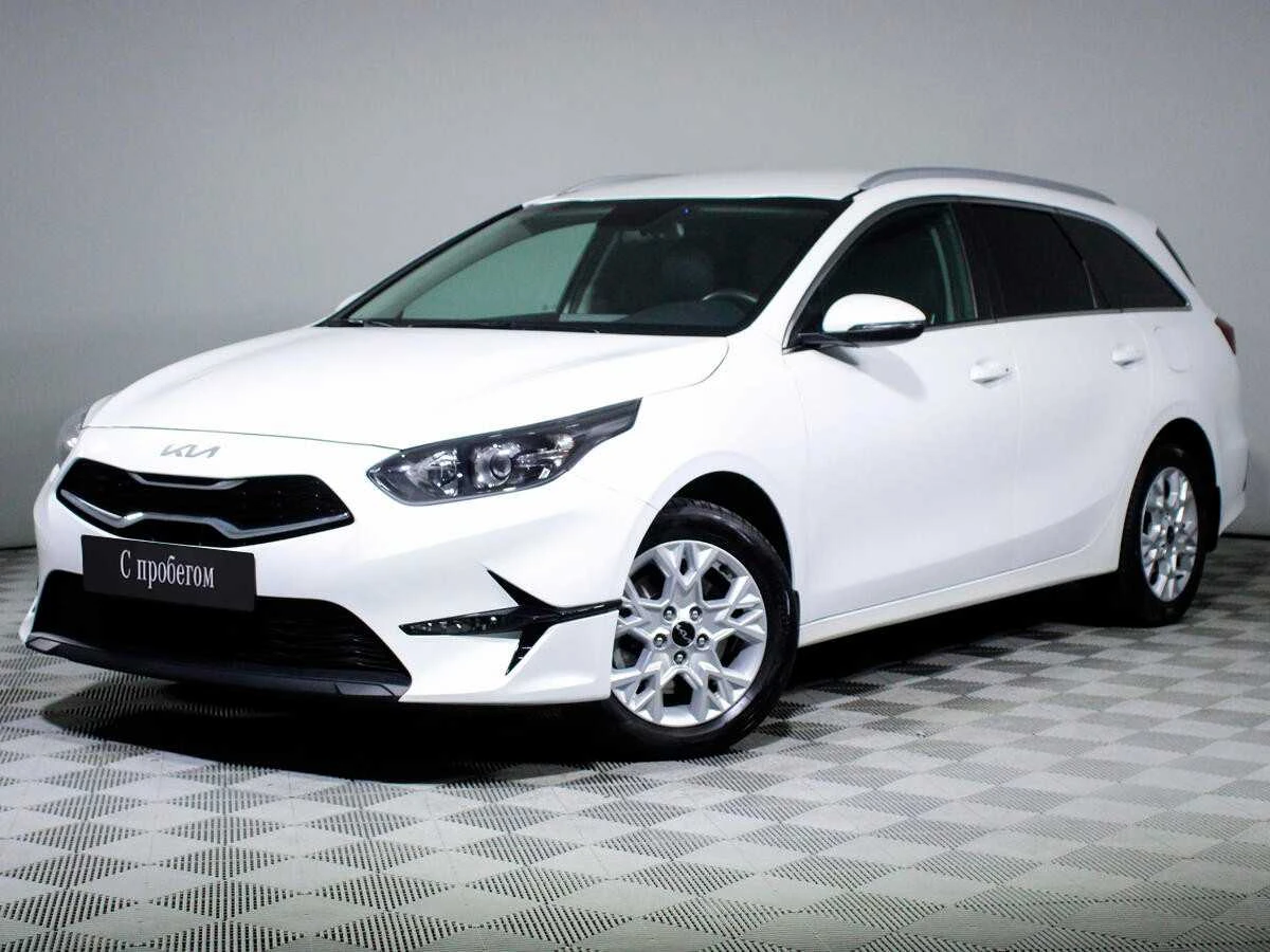 KIA CEED, Белый, 2022, Автоматическая, 128 л.с., цена от 1 680 000 руб.
