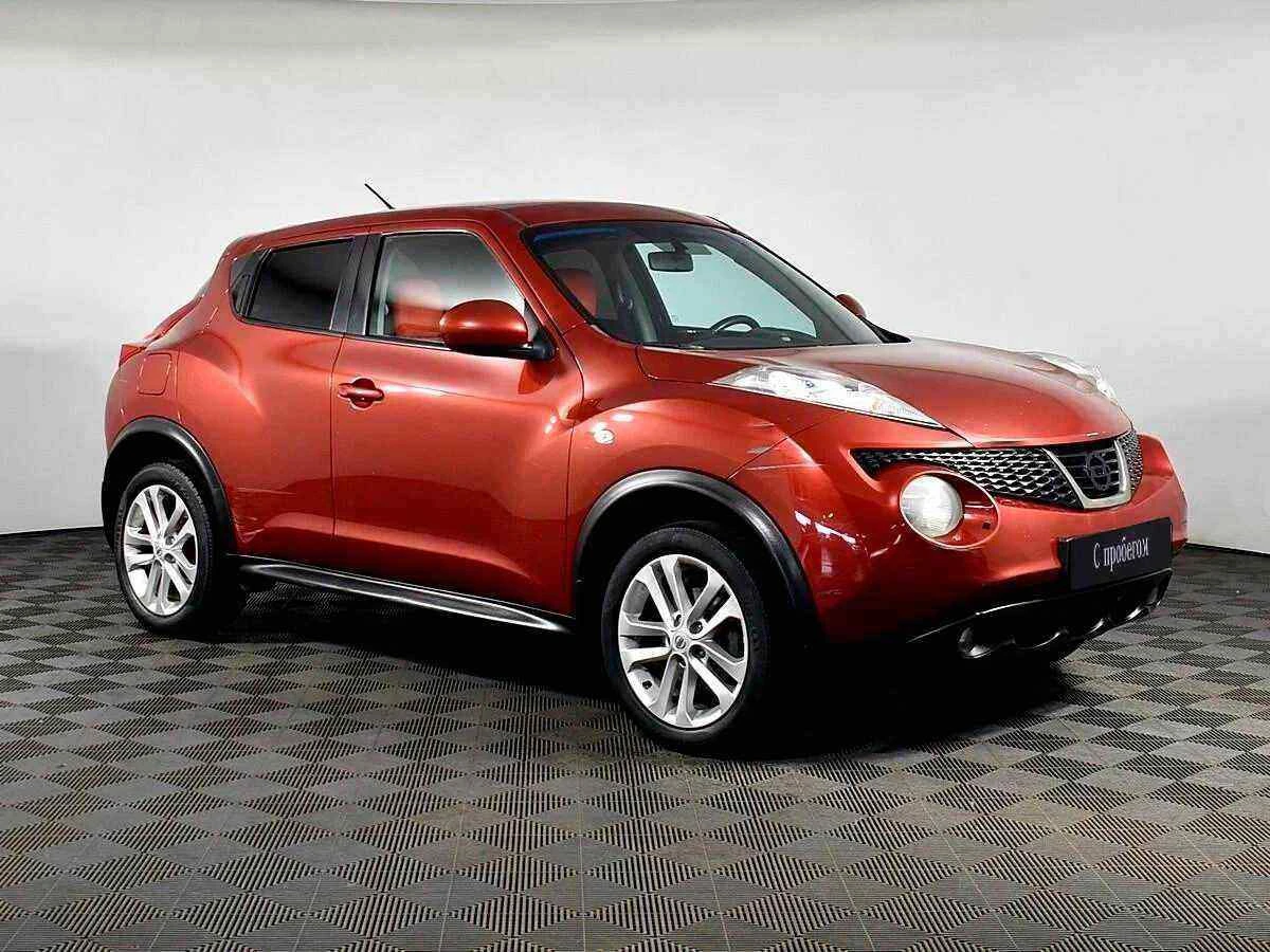Nissan Juke, Красный, 2014, Механическая, 117 л.с., цена от 581 500 руб.