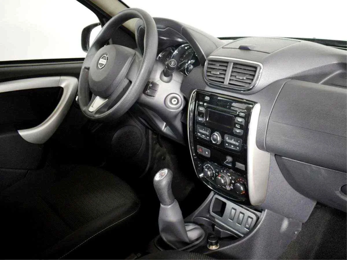Nissan Terrano, Черный, 2017, Механическая, 114 л.с., цена от 774 000 руб.