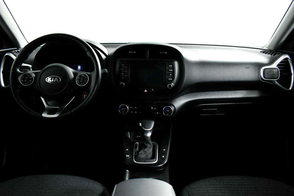 KIA Soul, Красный, 2021, Автоматическая, 123 л.с., цена от 1 699 000 руб.