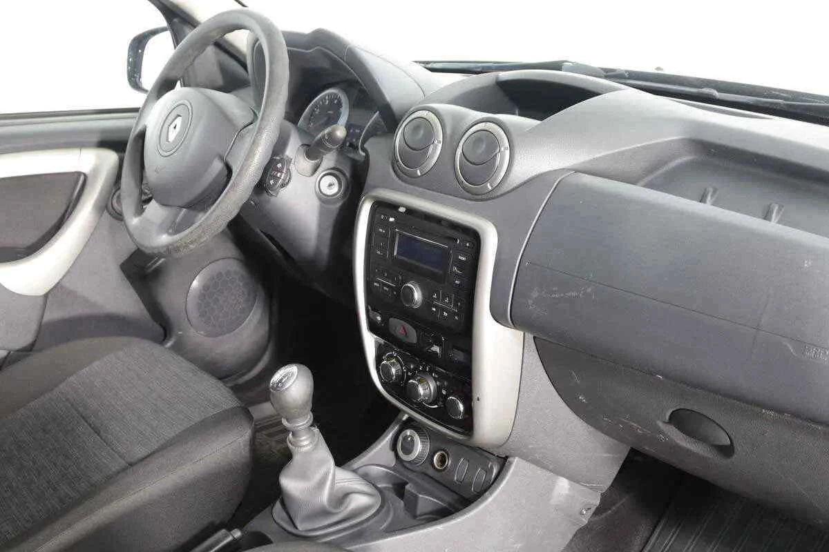 Renault Duster, Черный, 2014, Механическая, 102 л.с., цена от 637 000 руб.