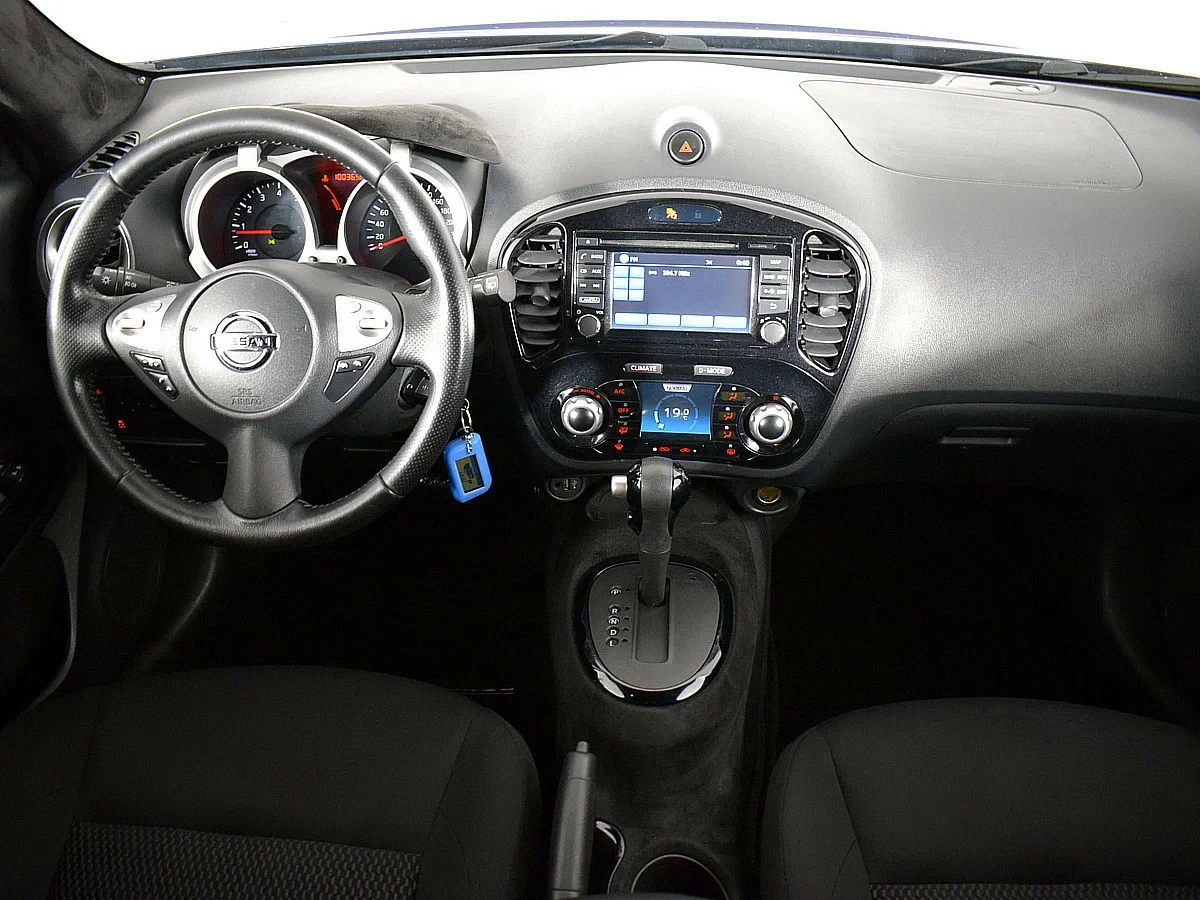 Nissan Juke, Синий, 2014, Вариатор, 117 л.с., цена от 799 000 руб.