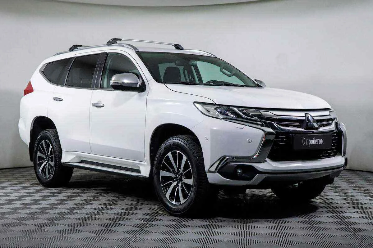 Mitsubishi Pajero Sport, Белый, 2018, Автоматическая, 181 л.с., цена от 2 399 000 руб.