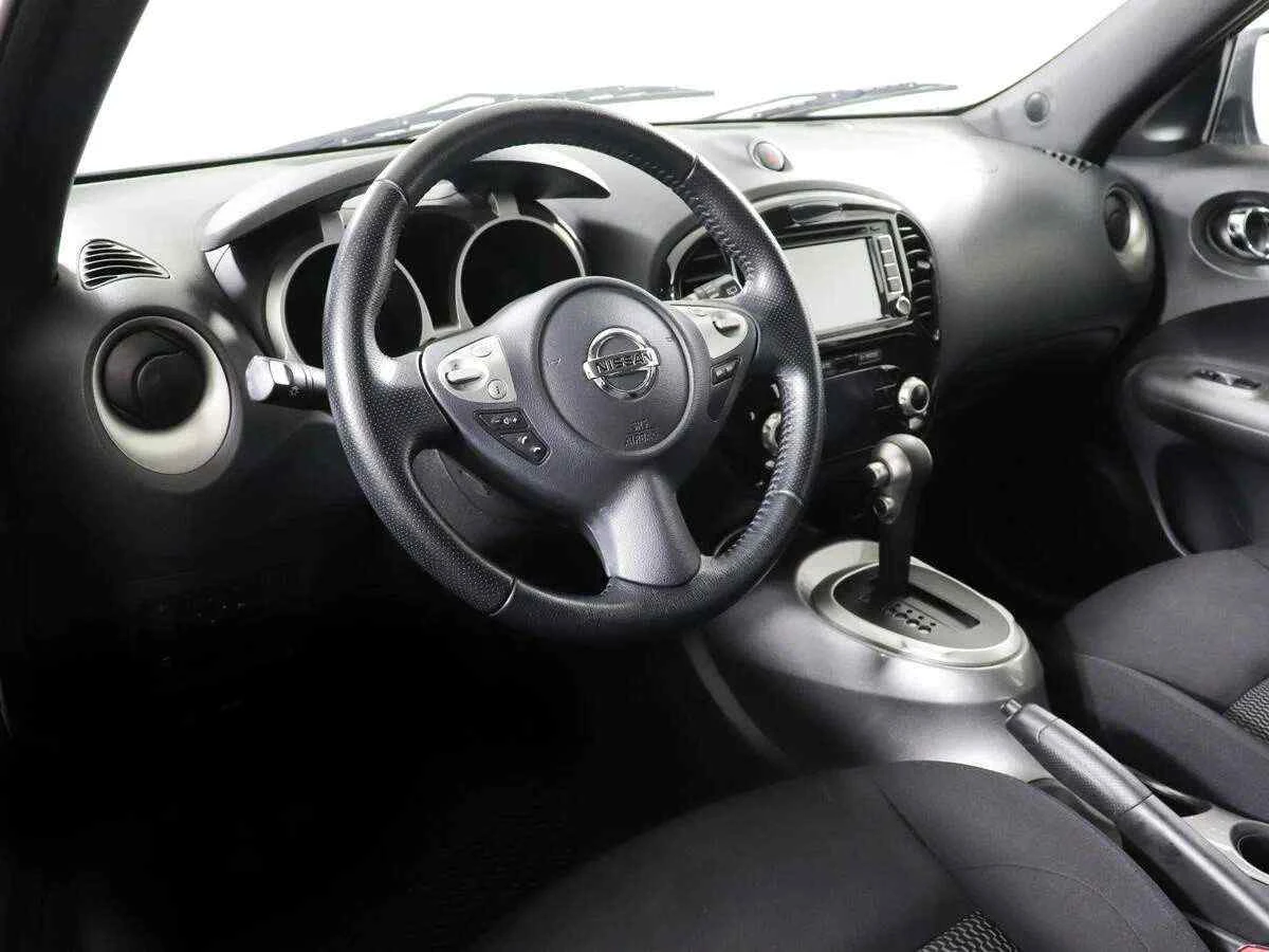 Nissan Juke, Белый, 2014, Вариатор, 117 л.с., цена от 915 000 руб.
