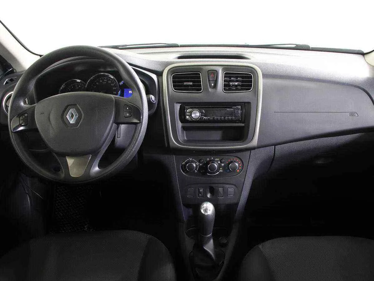 Renault Sandero, Белый, 2016, Механическая, 102 л.с., цена от 484 000 руб.