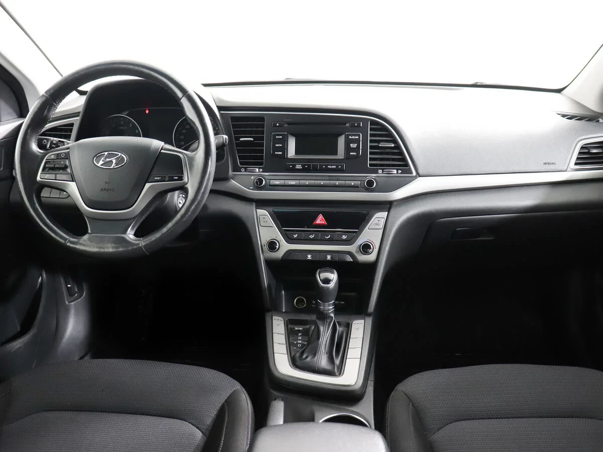 Hyundai Elantra, Белый, 2018, Автоматическая, 128 л.с., цена от 931 000 руб.