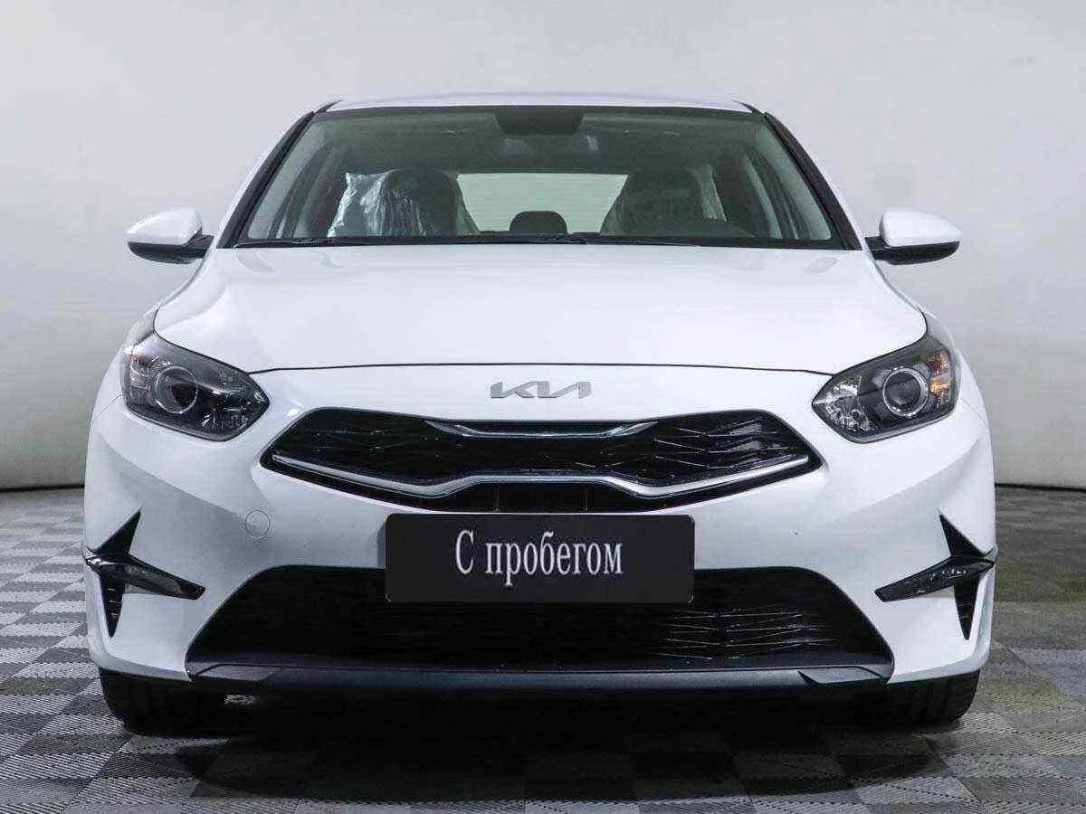 KIA Ceed, Белый, 2022, Автоматическая, 128 л.с., цена от 1 500 000 руб.