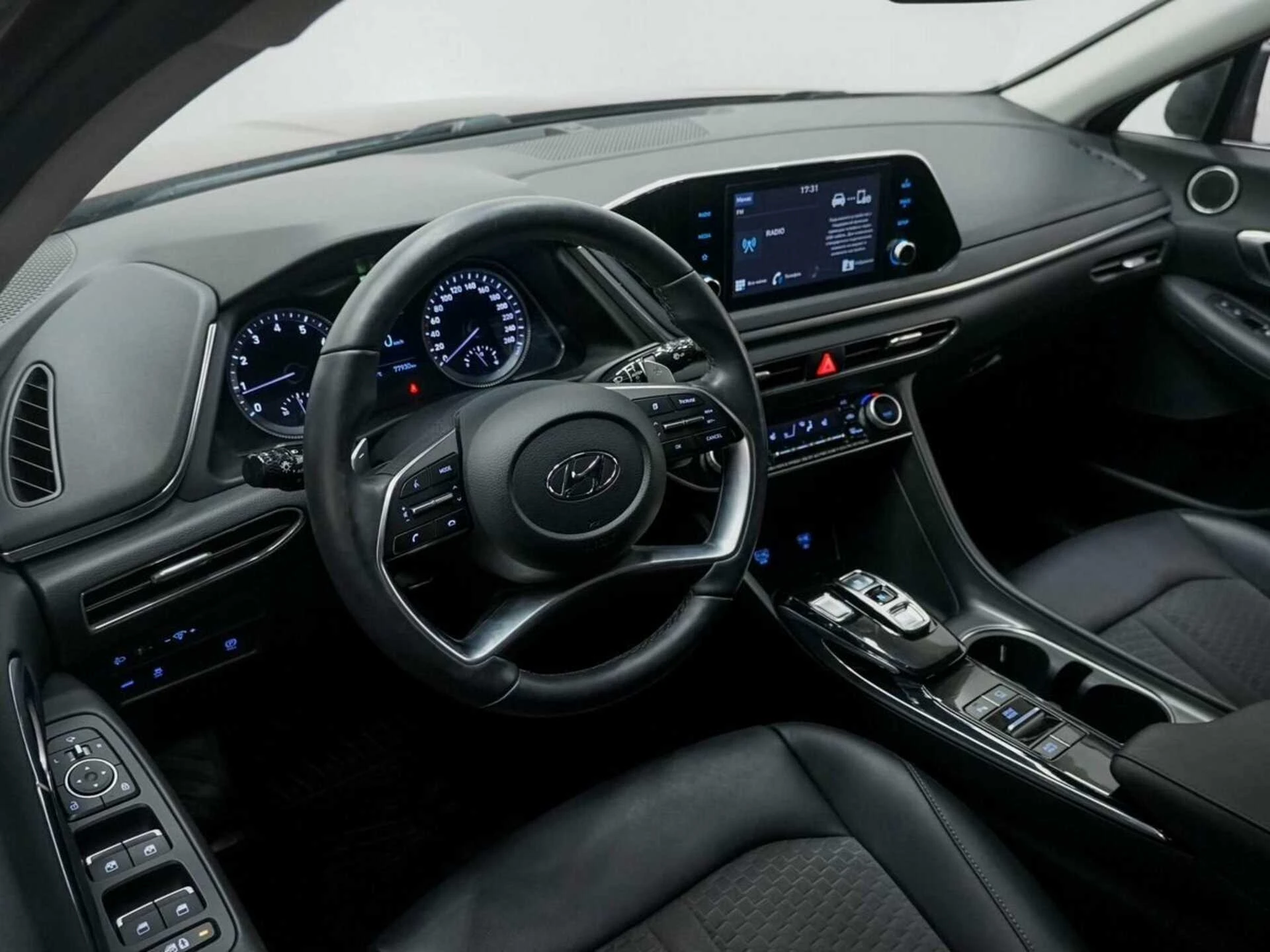 HYUNDAI SONATA, Красный, 2021, Автоматическая, 180 л.с., цена от 1 619 200 руб.