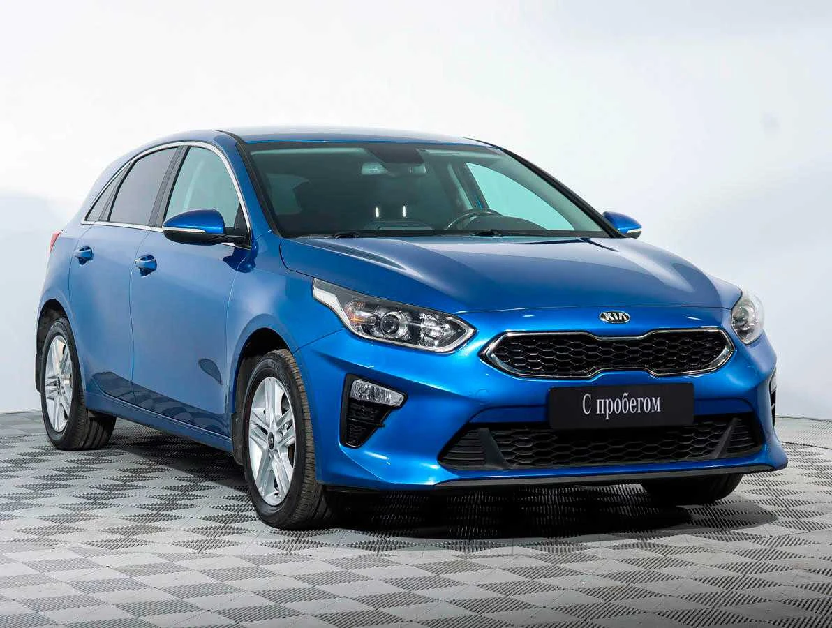 KIA CEED, Синий, 2019, Робот, 140 л.с., цена от 1 176 000 руб.