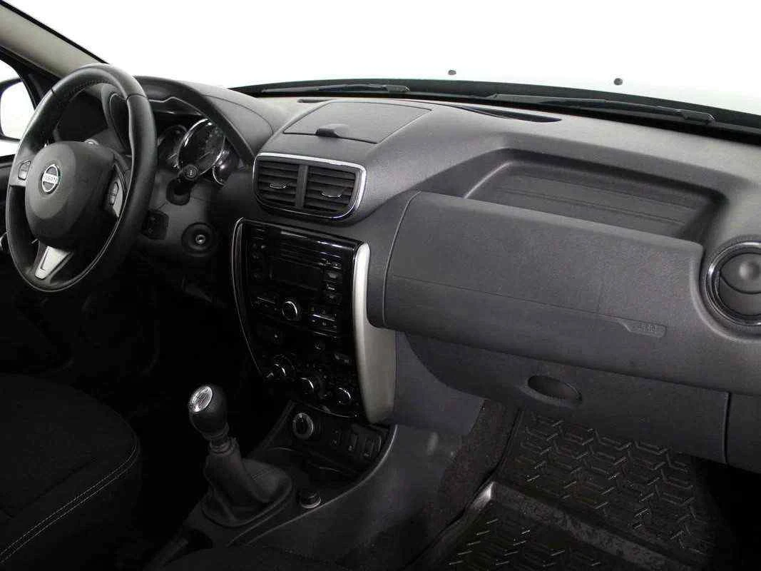 Nissan Terrano, Черный, 2017, Механическая, 143 л.с., цена от 927 000 руб.