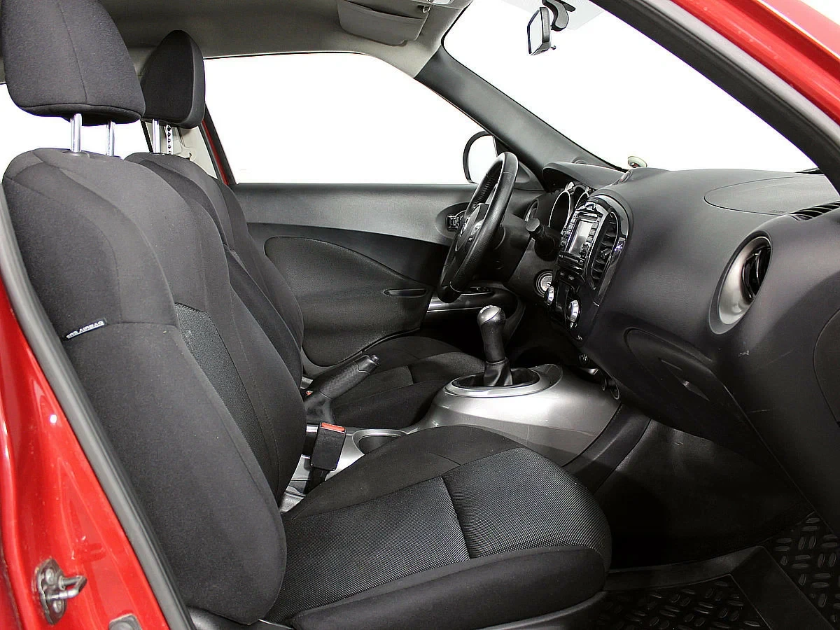 Nissan Juke, Красный, 2011, Механическая, 117 л.с., цена от 466 800 руб.