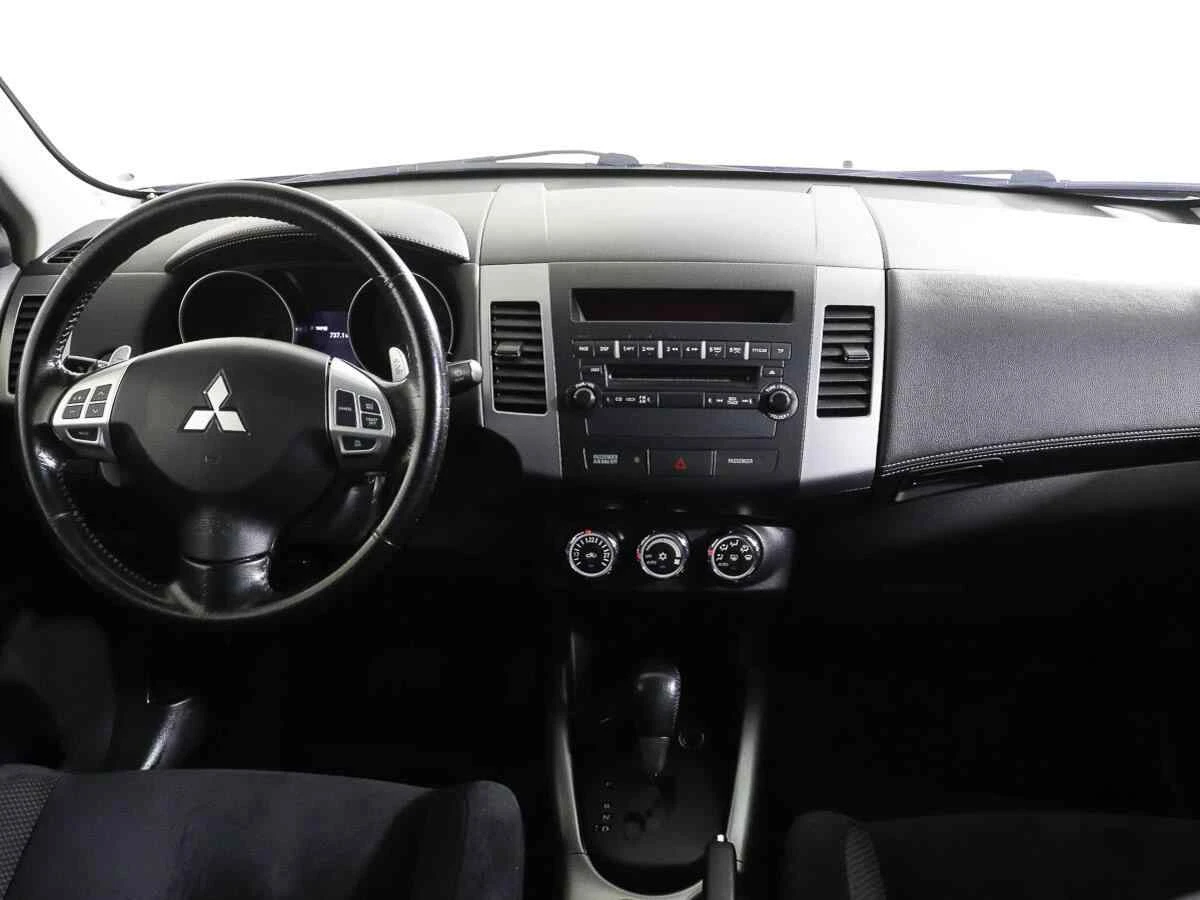 Mitsubishi Outlander, Голубой, 2011, Вариатор, 170 л.с., цена от 595 000 руб.