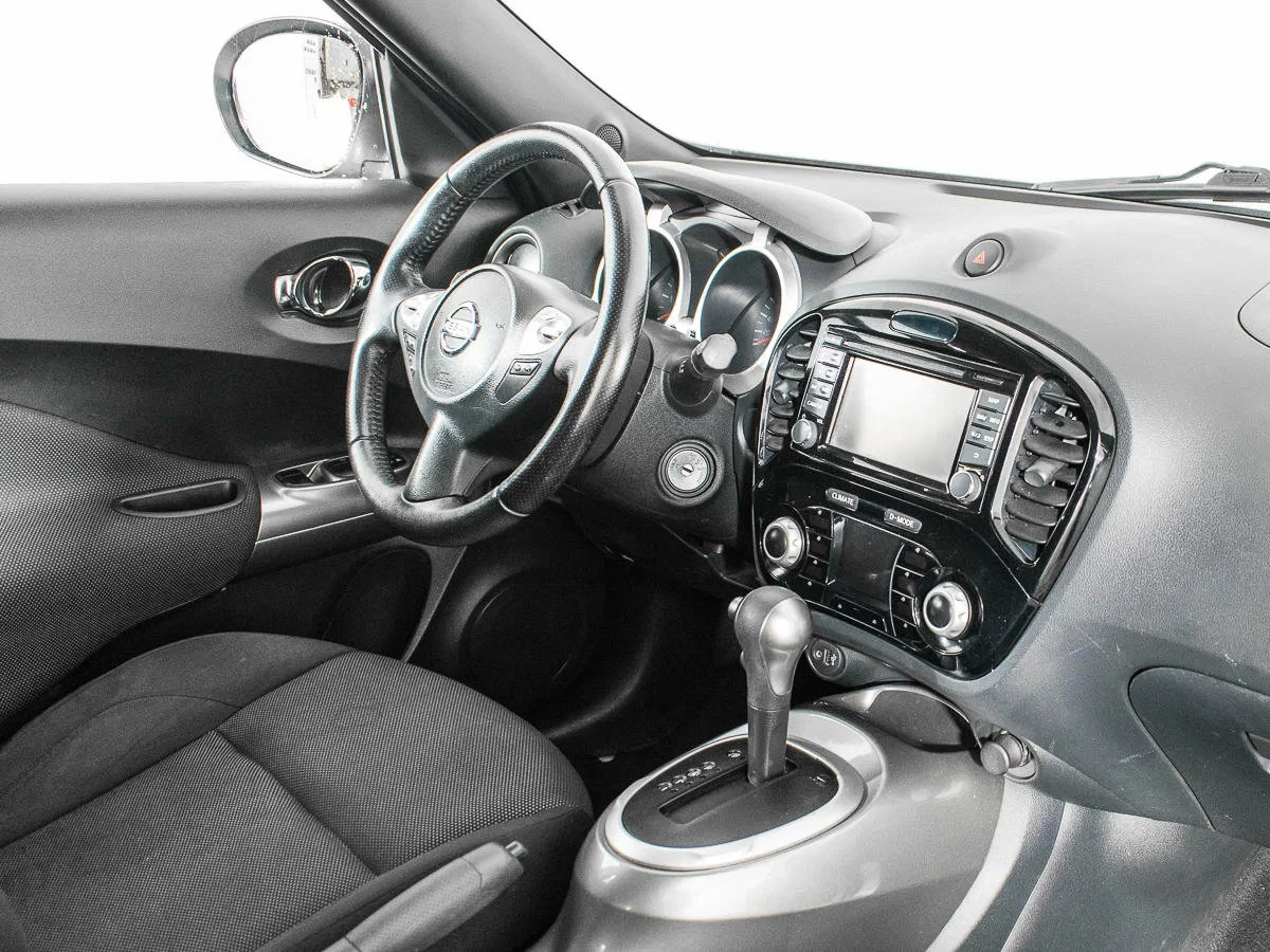 Nissan Juke, Фиолетовый, 2014, Вариатор, 117 л.с., цена от 652 000 руб.
