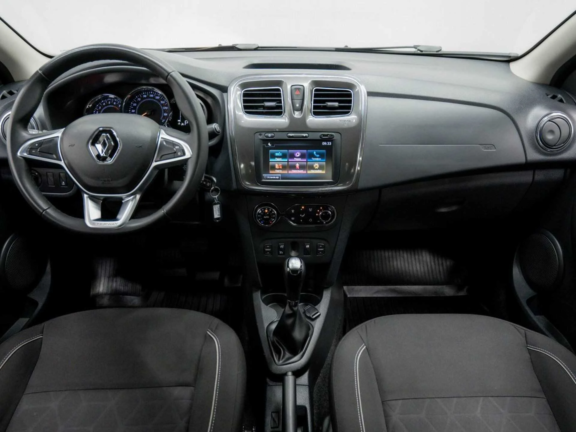 RENAULT LOGAN, Черный, 2019, Вариатор, 113 л.с., цена от 848 000 руб.