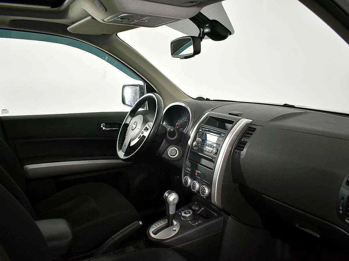 Nissan X-Trail, Серебряный, 2013, Вариатор, 141 л.с., цена от 1 014 000 руб.