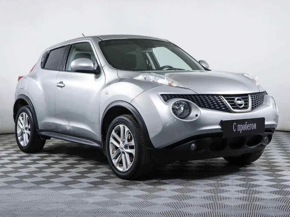 Nissan Juke, Серебряный, 2014, Вариатор, 117 л.с., цена от 536 500 руб.