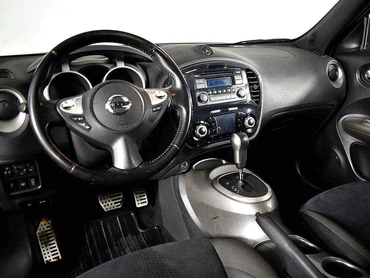 Nissan Juke, Серый, 2011, Вариатор, 190 л.с., цена от 490 000 руб.