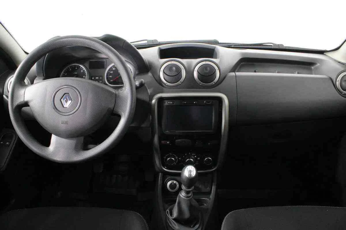 Renault Duster, Черный, 2015, Механическая, 135 л.с., цена от 832 000 руб.