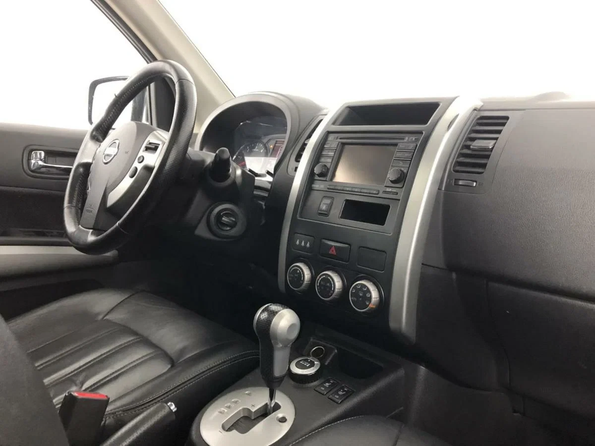 Nissan X-Trail, Черный, 2014, Автоматическая, 150 л.с., цена от 1 018 200 руб.