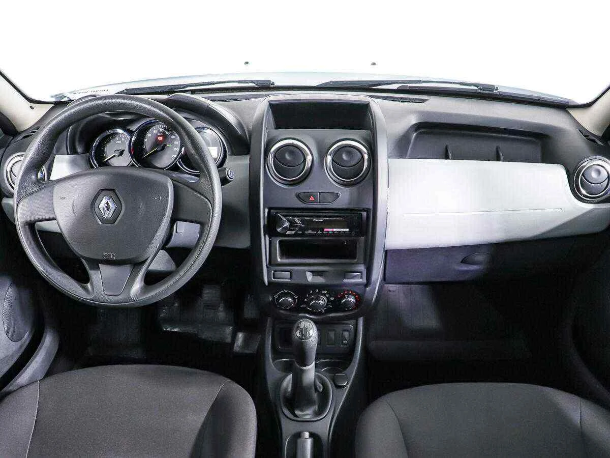 Renault Duster, Белый, 2017, Механическая, 114 л.с., цена от 969 000 руб.