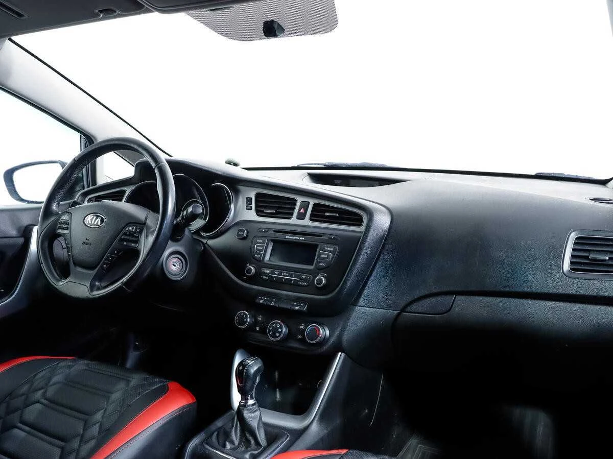 KIA CEED, Черный, 2015, Механическая, 129 л.с., цена от 720 000 руб.