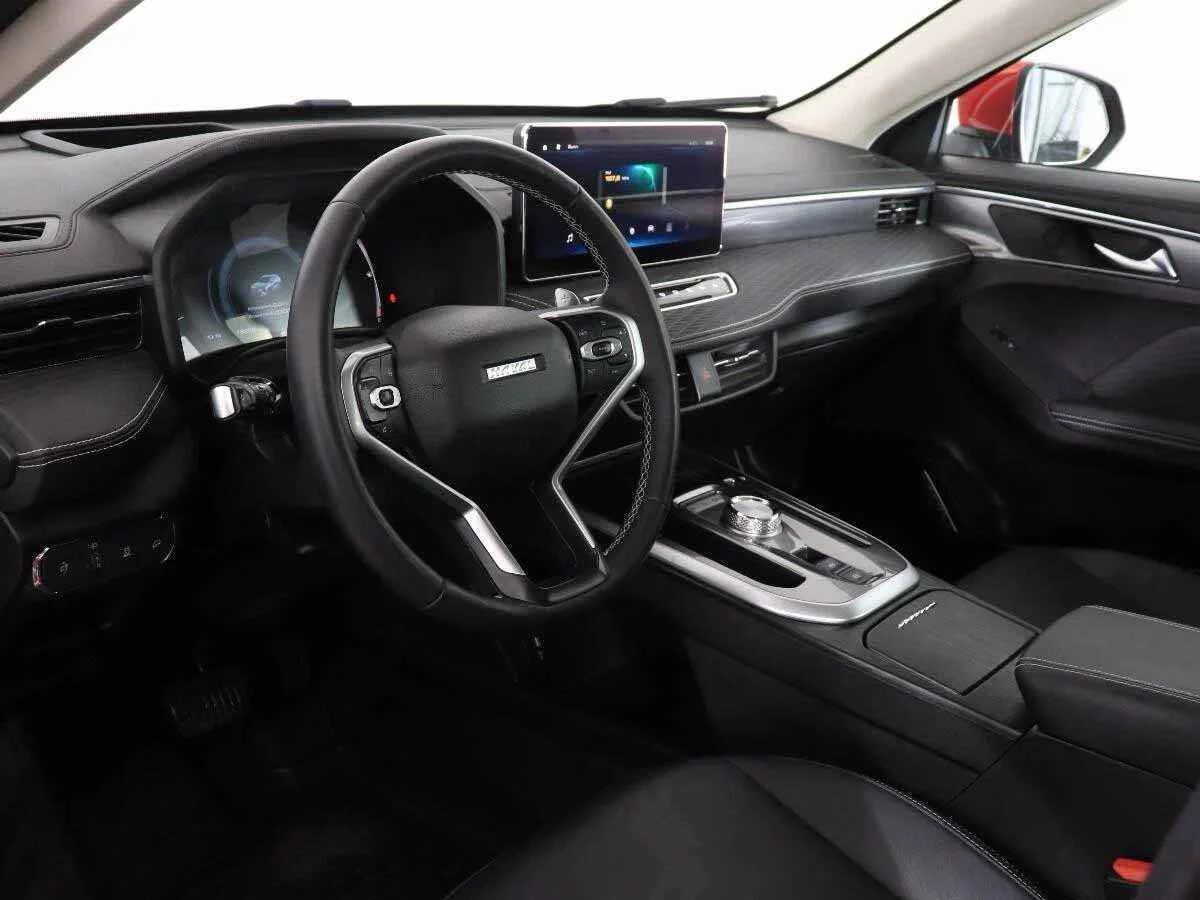 Haval Jolion, Красный, 2021, Робот, 150 л.с., цена от 1 505 000 руб.