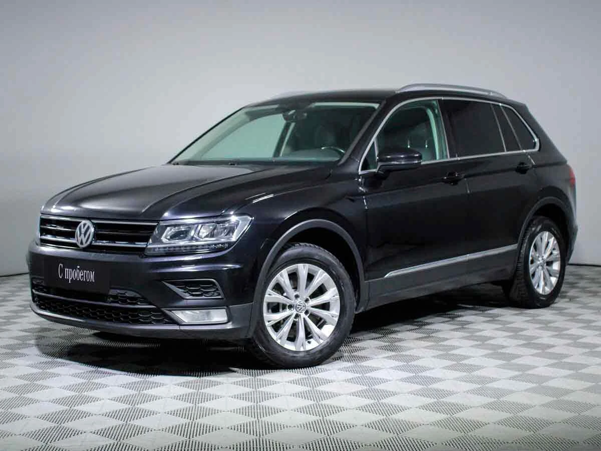 VOLKSWAGEN TIGUAN, Черный, 2017, Робот, 180 л.с., цена от 1 395 200 руб.