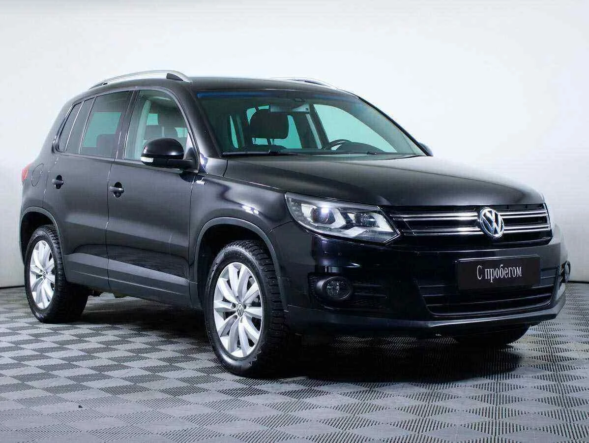 Volkswagen Tiguan, Черный, 2016, Робот, 150 л.с., цена от 995 000 руб.