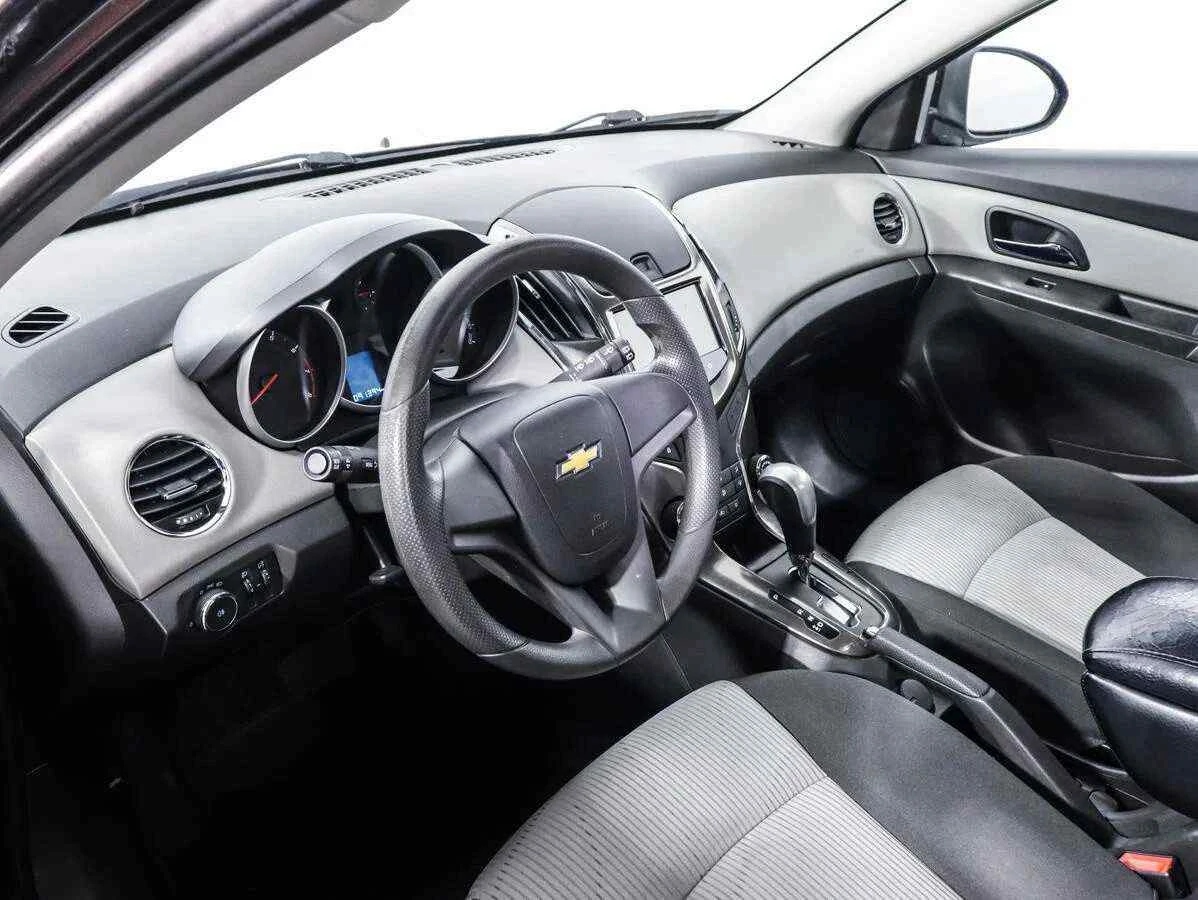 Chevrolet Cruze, Коричневый, 2014, Автоматическая, 109 л.с., цена от 474 720 руб.