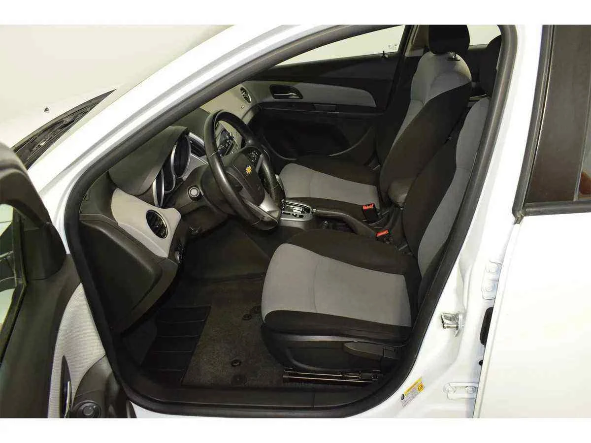 Chevrolet Cruze, Белый, 2013, Автоматическая, 141 л.с., цена от 607 520 руб.