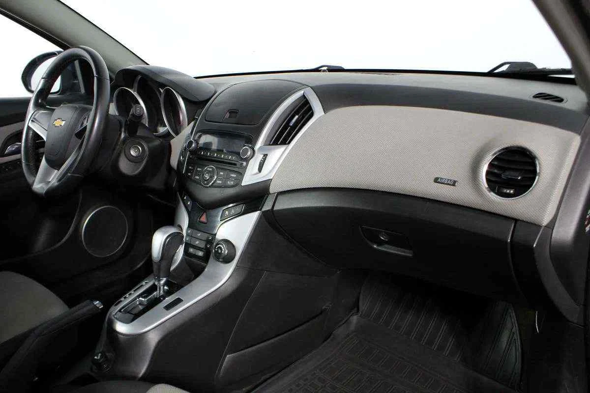 Chevrolet Cruze, Синий, 2013, Автоматическая, 109 л.с., цена от 480 000 руб.