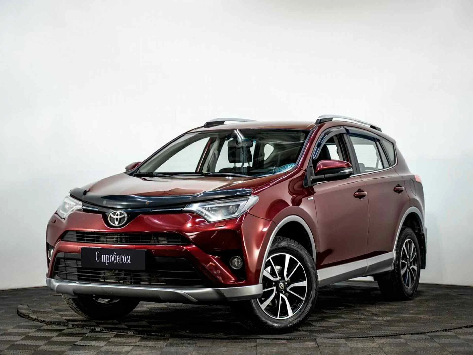 TOYOTA RAV4, Красный, 2017, Вариатор, 146 л.с., цена от 1 632 000 руб.