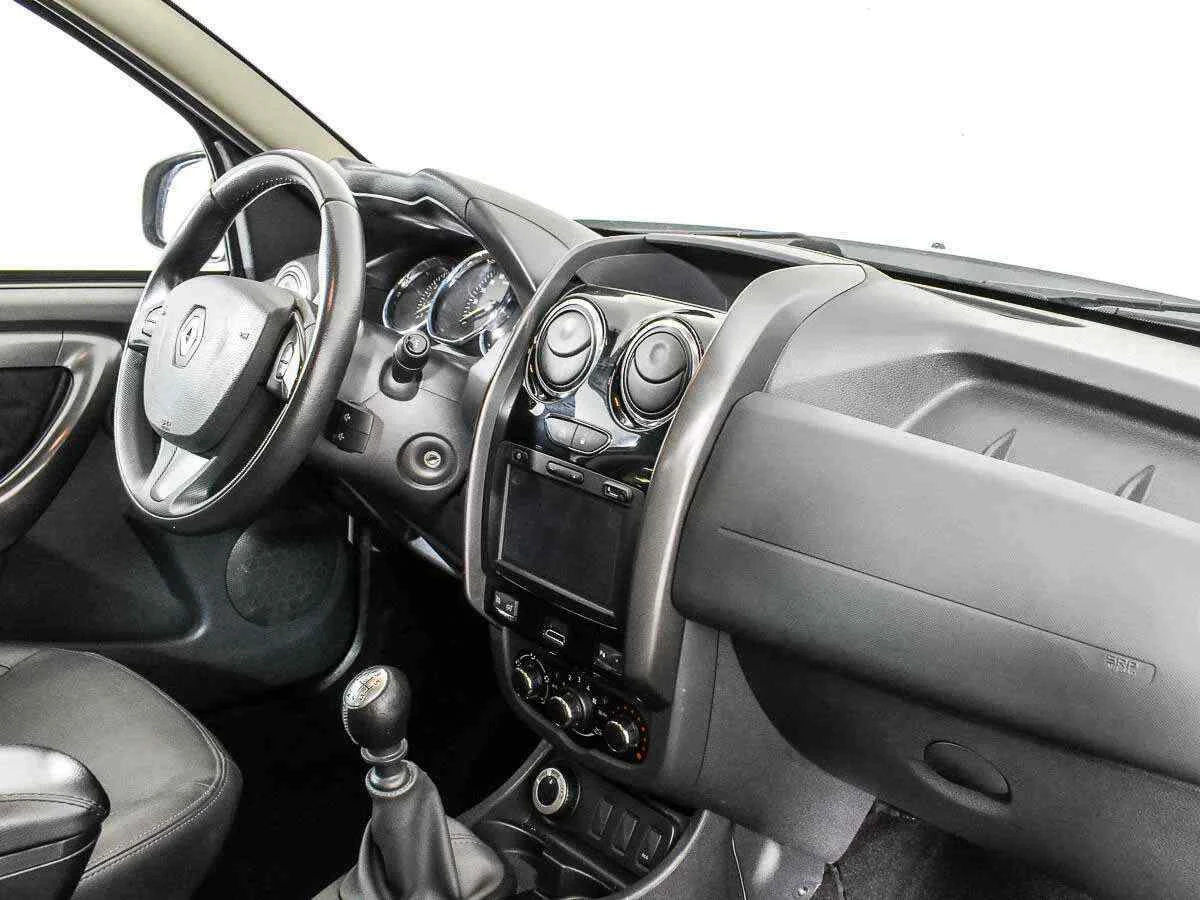Renault Duster, Серебряный, 2015, Механическая, 143 л.с., цена от 909 000 руб.